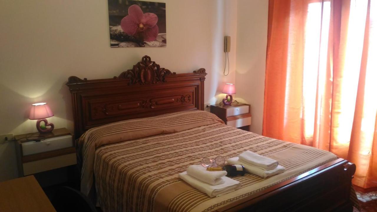 Hotel California Milazzo Kültér fotó
