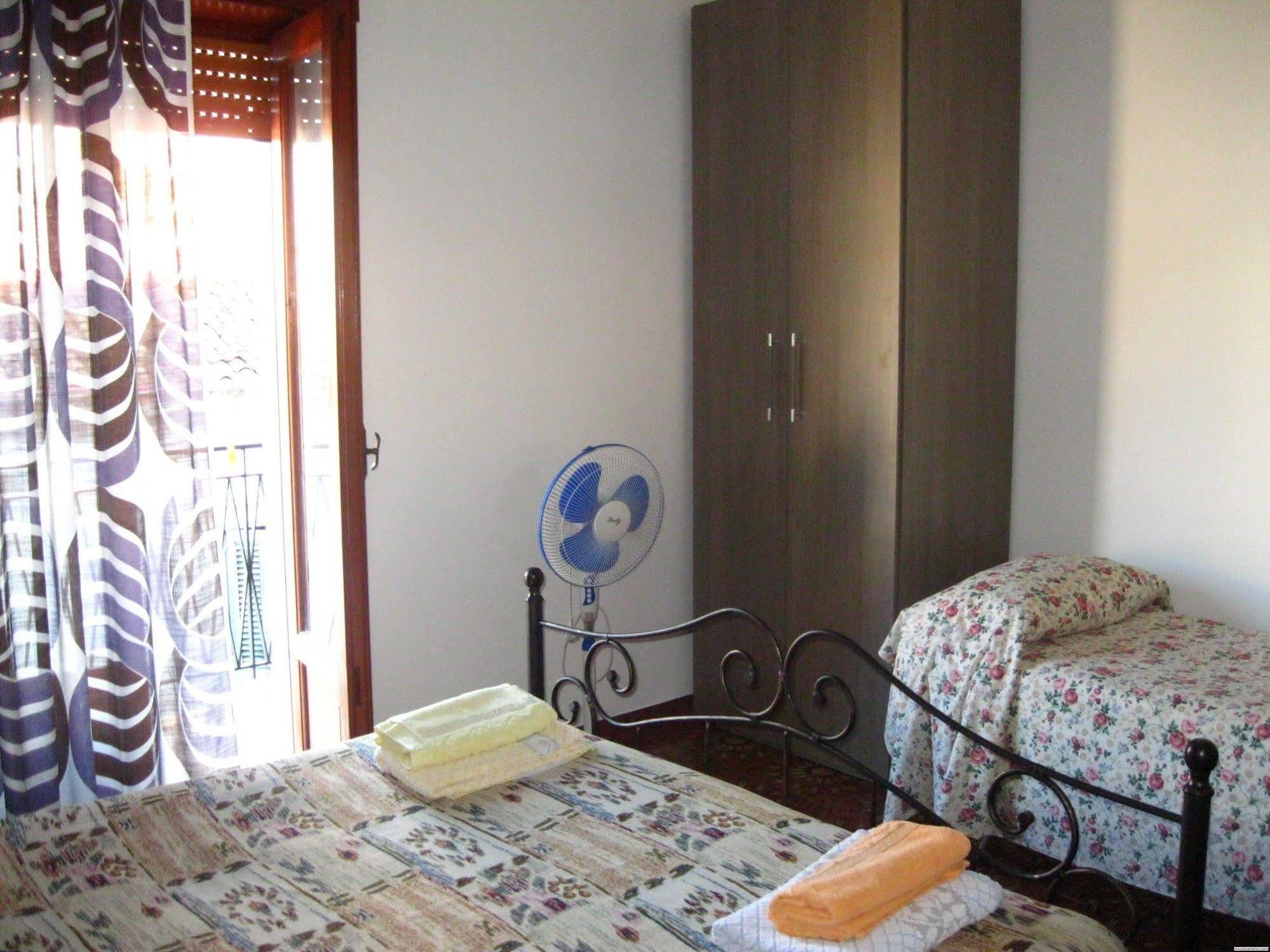 Hotel California Milazzo Kültér fotó