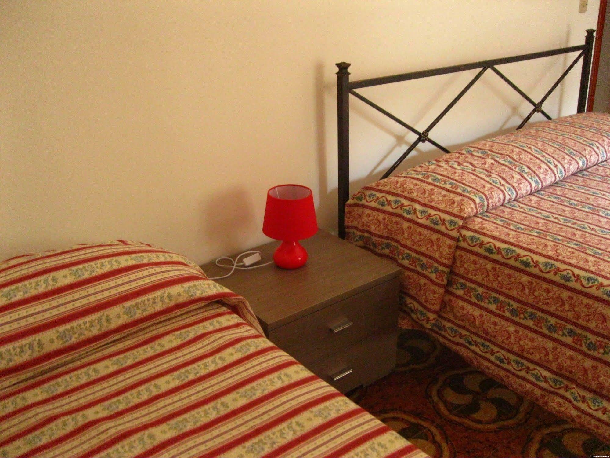 Hotel California Milazzo Kültér fotó