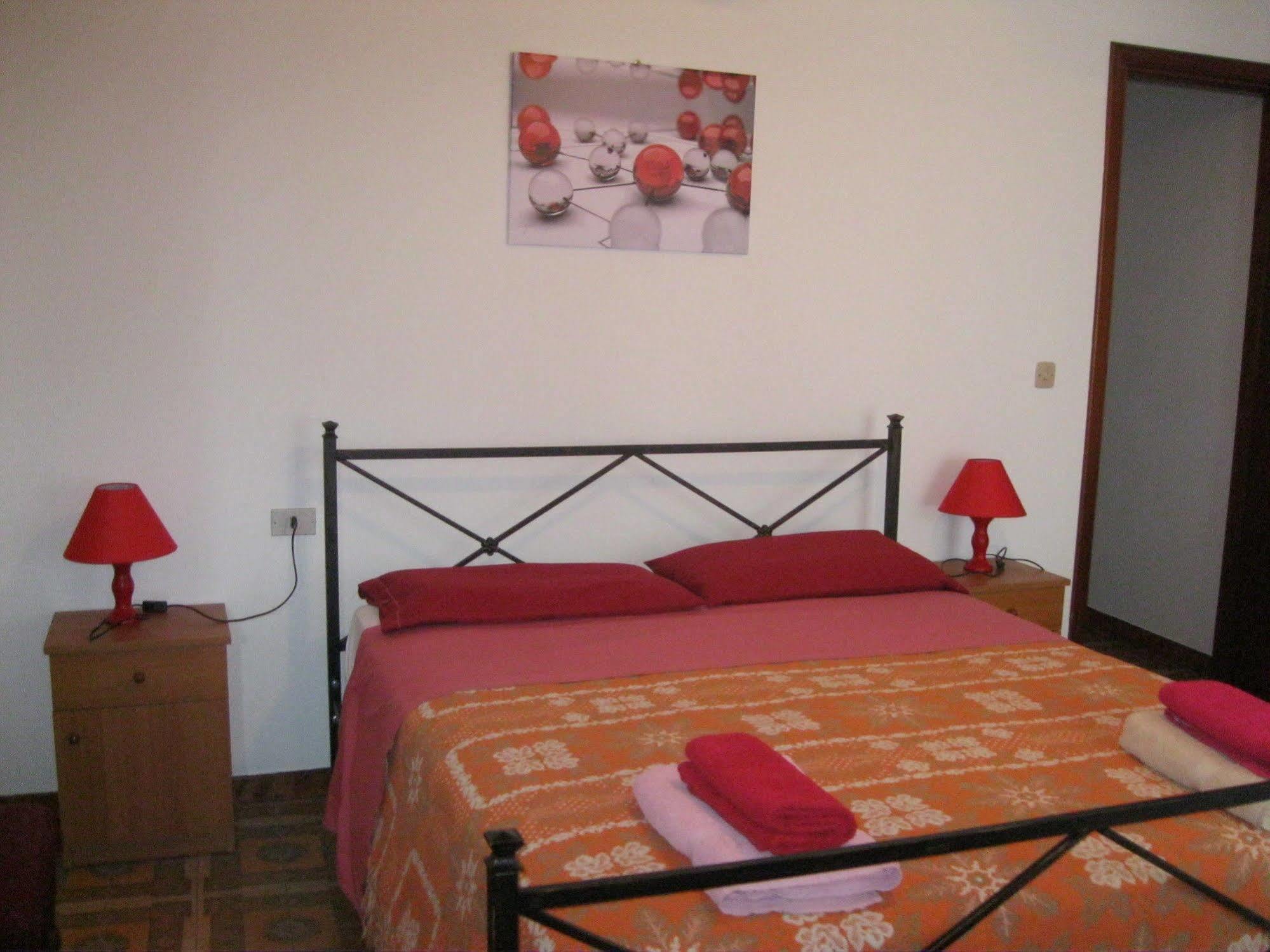 Hotel California Milazzo Kültér fotó
